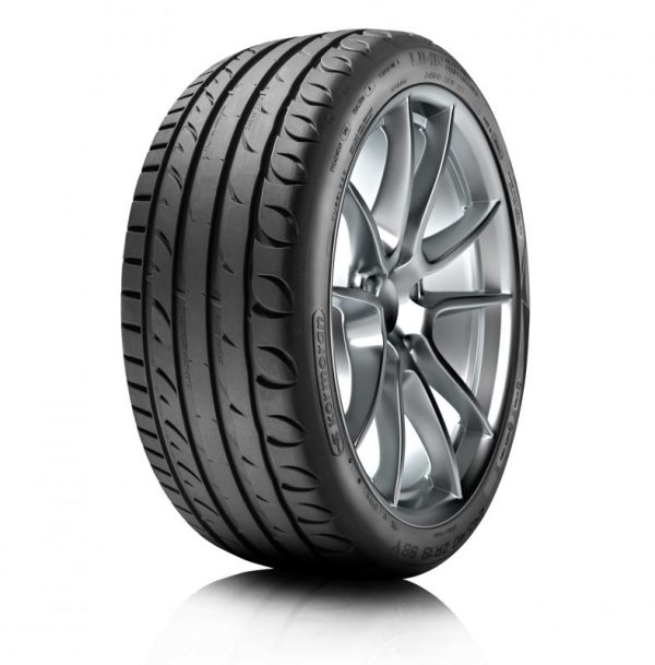 2x Kormoran ULTRA HIGH PERFORMANCE 235/40R19 96Y
