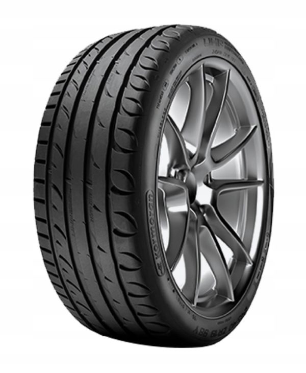 2x KORMORAN ULTRA HIGH PERFORMANCE 235/40R18 95 Y